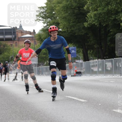 29.06.2025 - hella hamburg halbmarathon Jannik Wohlers http://msf.ph/oto/8333300 29.06.2025 09:01:37 Lombardsbrücke  meine-sportfotos.de