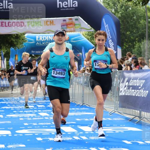 29.06.2025 - hella hamburg halbmarathon Strokosch-Dieckow http://msf.ph/oto/8333351 29.06.2025 10:33:59 Ziel 9345, 9519, 11019, 11202, 11227, 13066, 13493, 13494, 14448, 15268, 15500, 16724, 17877 meine-sportfotos.de