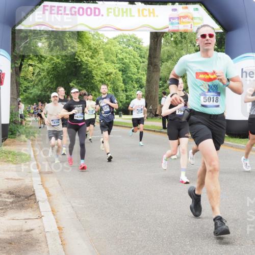 29.06.2025 - hella hamburg halbmarathon MichiJ http://msf.ph/oto/8333413 29.06.2025 10:38:34 Zwischen KM18-KM19 2670, 4077, 5018, 5820, 7397, 7943, 8989, 13403, 13726, 13976, 14458, 14626, 15480, 15871, 16291, 16716, 17823, 18394 meine-sportfotos.de