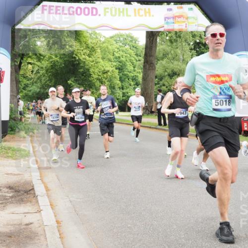 29.06.2025 - hella hamburg halbmarathon MichiJ http://msf.ph/oto/8333439 29.06.2025 10:38:34 Zwischen KM18-KM19 2670, 4077, 5018, 5820, 7397, 7943, 8989, 13403, 13726, 13976, 14458, 14626, 15480, 15871, 16291, 16716, 17823, 18394 meine-sportfotos.de