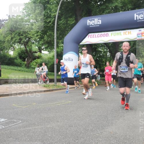 29.06.2025 - hella hamburg halbmarathon KatJ http://msf.ph/oto/8333740 29.06.2025 10:47:31 Zwischen KM18-KM19 1364, 1420, 1653, 2391, 4068, 4592, 6487, 7759, 8191, 8662 meine-sportfotos.de