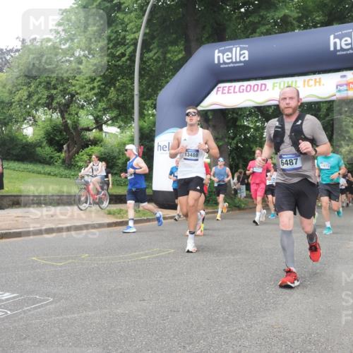 29.06.2025 - hella hamburg halbmarathon KatJ http://msf.ph/oto/8333753 29.06.2025 10:47:31 Zwischen KM18-KM19 1364, 1420, 1653, 2391, 4068, 4592, 6487, 7759, 8191, 8662 meine-sportfotos.de