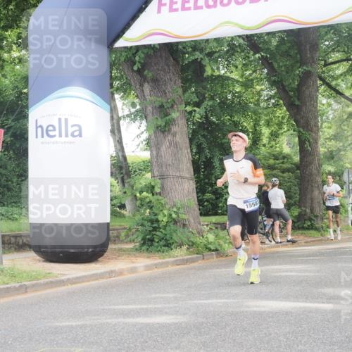 29.06.2025 - hella hamburg halbmarathon KatJ http://msf.ph/oto/8333794 29.06.2025 10:17:36 Zwischen KM18-KM19 1577 meine-sportfotos.de