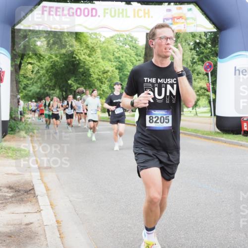 29.06.2025 - hella hamburg halbmarathon MichiJ http://msf.ph/oto/8333798 29.06.2025 10:38:37 Zwischen KM18-KM19 2670, 5018, 5399, 5820, 7397, 7943, 8205, 9057, 9793, 10891, 12367, 13403, 13726, 14626, 15480, 15871, 16716, 17823, 18394 meine-sportfotos.de