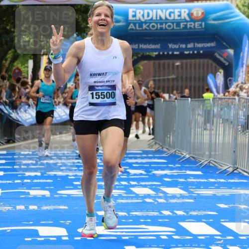 29.06.2025 - hella hamburg halbmarathon Strokosch-Dieckow http://msf.ph/oto/8333808 29.06.2025 10:33:55 Ziel 9345, 9519, 10865, 11227, 13493, 13494, 14448, 15268, 15500, 16243, 17877 meine-sportfotos.de