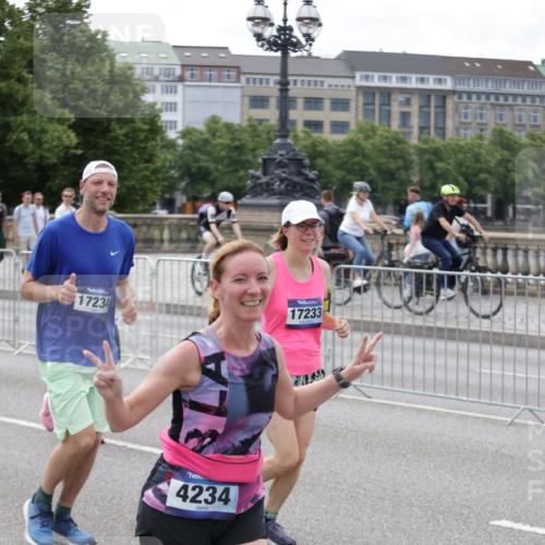 29.06.2025 - hella hamburg halbmarathon Jannik Wohlers http://msf.ph/oto/8333812 29.06.2025 10:40:37 Lombardsbrücke 1317, 1731, 2805, 2858, 4234, 4530, 4638, 4774, 4775, 5086, 5225, 5549, 5753, 6088, 6098, 6474, 6842, 7661, 7829, 8429, 8430, 8751, 8769, 9009, 9237, 9962, 10269, 10407, 10644, 10835, 11053, 11686, 11759, 11851, 13168, 13778, 13848, 14553, 14776, 15953, 16028, 16297, 16449, 16454, 16802, 16981, 17233, 17234, 17872, 17879, 18142, 18494, 18580, 18844 meine-sportfotos.de
