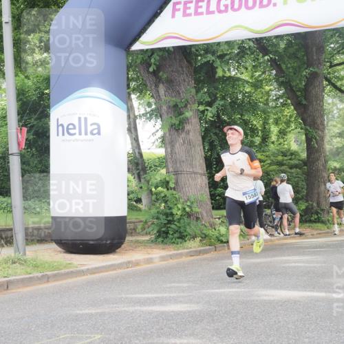 29.06.2025 - hella hamburg halbmarathon KatJ http://msf.ph/oto/8333824 29.06.2025 10:17:36 Zwischen KM18-KM19 1577 meine-sportfotos.de