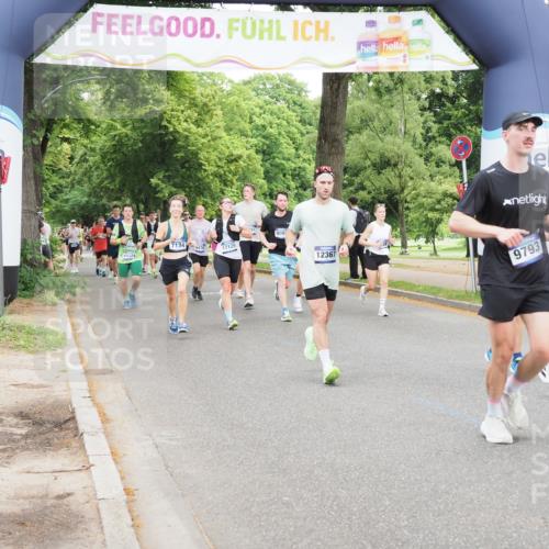 29.06.2025 - hella hamburg halbmarathon MichiJ http://msf.ph/oto/8333934 29.06.2025 10:38:39 Zwischen KM18-KM19 5018, 5399, 5820, 7134, 7397, 7943, 8205, 9057, 9793, 10603, 10891, 12367, 13403, 13707, 15480, 16716, 17129, 17823, 18394 meine-sportfotos.de