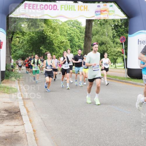 29.06.2025 - hella hamburg halbmarathon MichiJ http://msf.ph/oto/8333969 29.06.2025 10:38:40 Zwischen KM18-KM19 5018, 5399, 5820, 7134, 7397, 8205, 9057, 9093, 9476, 9739, 9793, 10603, 10891, 11124, 11791, 12367, 13403, 13707, 15480, 16716, 17129, 17823, 18006, 18394 meine-sportfotos.de