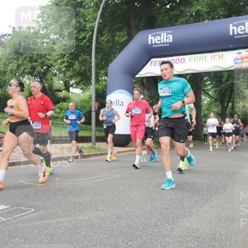 29.06.2025 - hella hamburg halbmarathon KatJ http://msf.ph/oto/8333985 29.06.2025 10:47:32 Zwischen KM18-KM19 1364, 1420, 1653, 2391, 4068, 4592, 6487, 7759, 8191 meine-sportfotos.de
