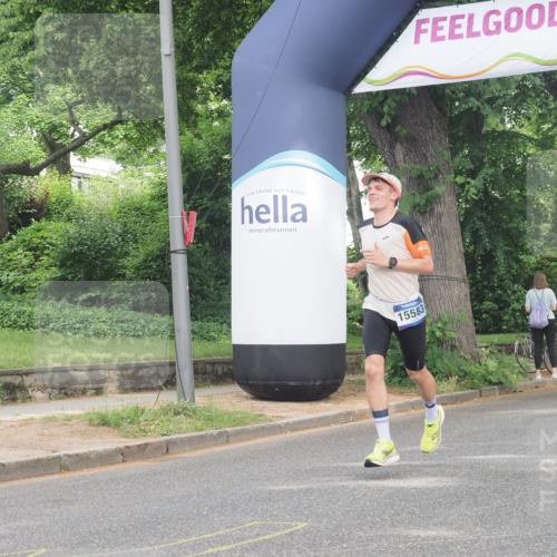 29.06.2025 - hella hamburg halbmarathon KatJ http://msf.ph/oto/8333995 29.06.2025 10:17:37 Zwischen KM18-KM19 1577 meine-sportfotos.de