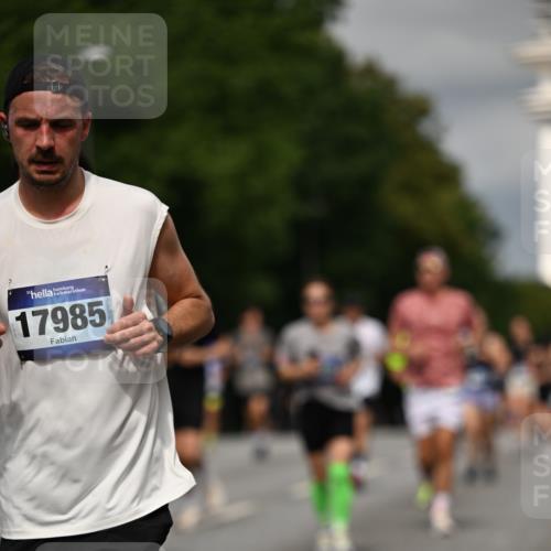 29.06.2025 - hella hamburg halbmarathon Dr. Thomas Lammeyer http://msf.ph/oto/8333998 29.06.2025 10:17:49 Kennedybrücke 1194, 1747, 1939, 2721, 2891, 2904, 4001, 4032, 4795, 4962, 5631, 5719, 6089, 6207, 7462, 7913, 8673, 9141, 9612, 9631, 9886, 10442, 10443 meine-sportfotos.de