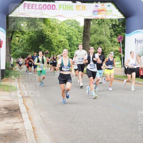 29.06.2025 - hella hamburg halbmarathon MichiJ http://msf.ph/oto/8334078 29.06.2025 10:38:41 Zwischen KM18-KM19 5018, 5399, 5820, 7134, 8205, 9057, 9093, 9476, 9739, 9793, 10215, 10603, 10891, 11124, 11791, 12367, 13403, 13707, 15480, 16716, 17129, 18006 meine-sportfotos.de
