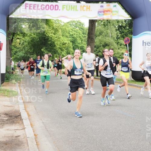 29.06.2025 - hella hamburg halbmarathon MichiJ http://msf.ph/oto/8334134 29.06.2025 10:38:41 Zwischen KM18-KM19 5018, 5399, 5820, 7134, 8205, 9057, 9093, 9476, 9739, 9793, 10215, 10603, 10891, 11124, 11791, 12367, 13403, 13707, 15480, 16716, 17129, 18006 meine-sportfotos.de