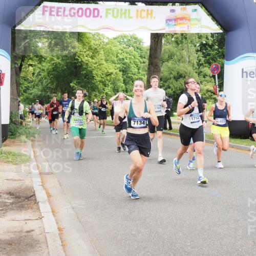 29.06.2025 - hella hamburg halbmarathon MichiJ http://msf.ph/oto/8334177 29.06.2025 10:38:41 Zwischen KM18-KM19 5018, 5399, 5820, 7134, 8205, 9057, 9093, 9476, 9739, 9793, 10215, 10603, 10891, 11124, 11791, 12367, 13403, 13707, 15480, 16716, 17129, 18006 meine-sportfotos.de