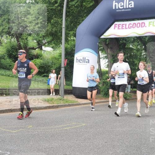 29.06.2025 - hella hamburg halbmarathon KatJ http://msf.ph/oto/8334182 29.06.2025 10:47:35 Zwischen KM18-KM19 1364, 1653, 3097, 4068, 4592, 6487, 6921, 7033, 8191 meine-sportfotos.de
