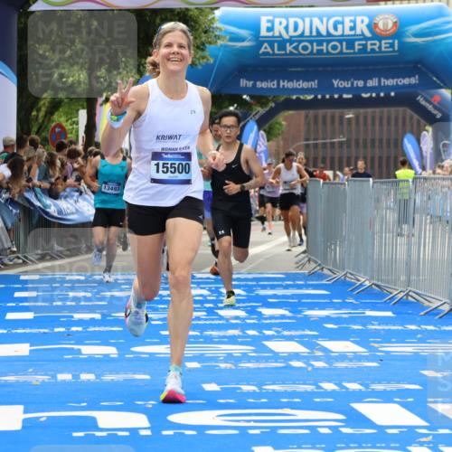 29.06.2025 - hella hamburg halbmarathon Strokosch-Dieckow http://msf.ph/oto/8334365 29.06.2025 10:33:54 Ziel 1743, 2243, 9345, 9519, 10865, 11227, 13493, 13494, 13771, 14310, 14466, 15268, 15500, 16243, 17877 meine-sportfotos.de