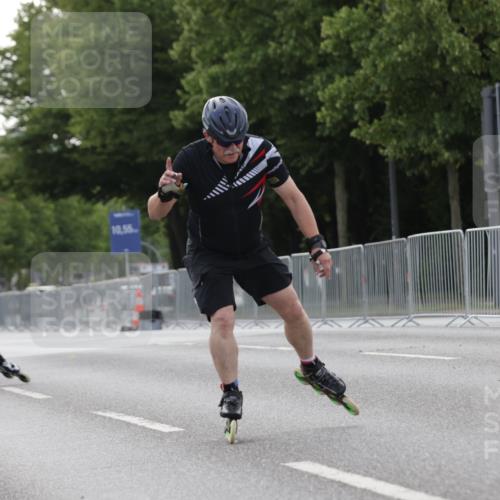 29.06.2025 - hella hamburg halbmarathon Jannik Wohlers http://msf.ph/oto/8334596 29.06.2025 09:01:46 Lombardsbrücke  meine-sportfotos.de