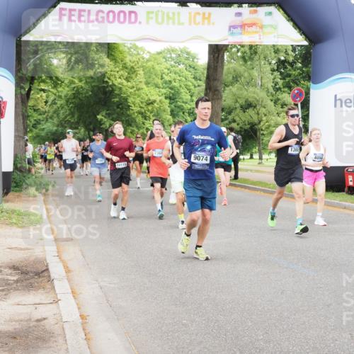 29.06.2025 - hella hamburg halbmarathon MichiJ http://msf.ph/oto/8334607 29.06.2025 10:38:45 Zwischen KM18-KM19 1366, 7134, 7369, 8856, 9074, 9093, 9476, 9739, 10115, 10215, 10603, 10891, 11124, 11791, 12367, 13707, 16591, 17129, 18006 meine-sportfotos.de