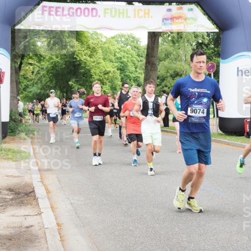 29.06.2025 - hella hamburg halbmarathon MichiJ http://msf.ph/oto/8334655 29.06.2025 10:38:46 Zwischen KM18-KM19 1366, 7134, 7369, 8371, 8856, 9074, 9093, 9476, 9739, 10115, 10215, 10603, 11124, 11214, 11791, 13707, 16591, 17129, 18006 meine-sportfotos.de