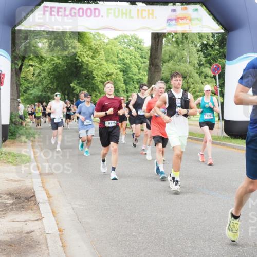 29.06.2025 - hella hamburg halbmarathon MichiJ http://msf.ph/oto/8334712 29.06.2025 10:38:46 Zwischen KM18-KM19 1366, 7134, 7369, 8371, 8856, 9074, 9093, 9476, 9739, 10115, 10215, 10603, 11124, 11214, 11791, 13707, 16591, 17129, 18006 meine-sportfotos.de