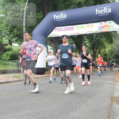 29.06.2025 - hella hamburg halbmarathon KatJ http://msf.ph/oto/8334887 29.06.2025 10:47:44 Zwischen KM18-KM19 1006, 1190, 1414, 1453, 2011, 2086, 2322, 2323 meine-sportfotos.de