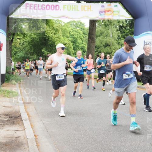29.06.2025 - hella hamburg halbmarathon MichiJ http://msf.ph/oto/8334974 29.06.2025 10:38:49 Zwischen KM18-KM19 1366, 4140, 7369, 8371, 8856, 8930, 9074, 10115, 10215, 11214, 11512, 16591, 17962, 17997 meine-sportfotos.de