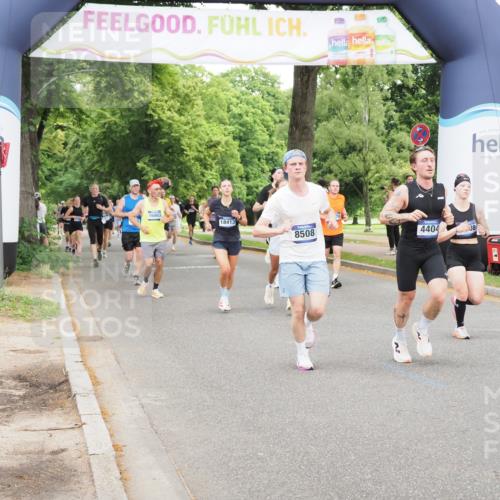 29.06.2025 - hella hamburg halbmarathon MichiJ http://msf.ph/oto/8335019 29.06.2025 10:38:54 Zwischen KM18-KM19 2955, 3258, 4140, 4297, 4404, 8371, 8413, 8508, 8930, 11214, 11459, 11512, 13808, 17033, 17962, 17978, 17997, 18413, 18475 meine-sportfotos.de