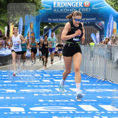 29.06.2025 - hella hamburg halbmarathon Strokosch-Dieckow http://msf.ph/oto/8335190 29.06.2025 10:33:51 Ziel 1743, 2228, 2243, 2746, 4246, 5193, 9519, 10865, 13771, 14310, 14466, 15500, 16243 meine-sportfotos.de