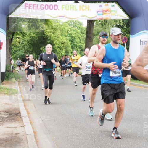 29.06.2025 - hella hamburg halbmarathon MichiJ http://msf.ph/oto/8335399 29.06.2025 10:38:58 Zwischen KM18-KM19 1335, 2955, 3258, 4297, 4404, 4557, 5102, 8413, 8508, 10667, 11459, 12778, 13808, 14994, 15001, 16003, 16179, 17033, 17978, 18413, 18475 meine-sportfotos.de