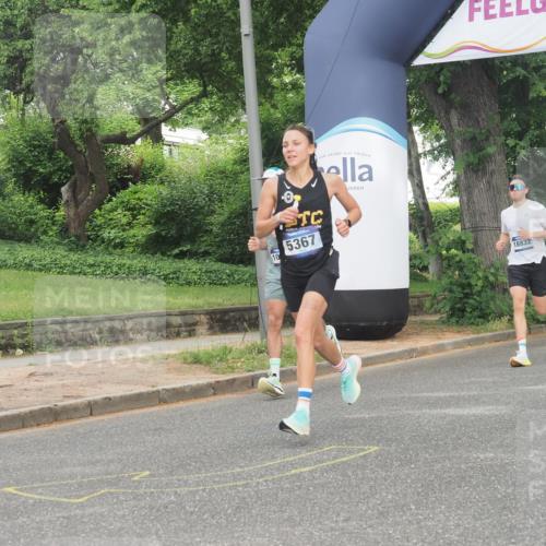 29.06.2025 - hella hamburg halbmarathon KatJ http://msf.ph/oto/8335493 29.06.2025 10:17:54 Zwischen KM18-KM19 4678, 5367, 8731 meine-sportfotos.de