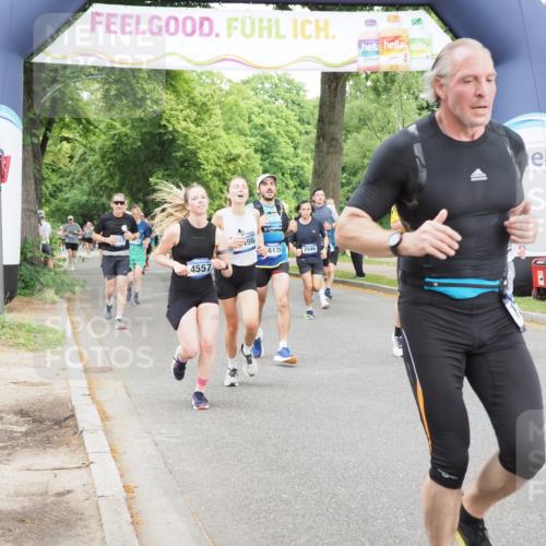 29.06.2025 - hella hamburg halbmarathon MichiJ http://msf.ph/oto/8335533 29.06.2025 10:39:00 Zwischen KM18-KM19 1335, 2955, 4404, 4557, 5102, 8413, 8508, 9214, 10667, 11459, 11625, 12778, 13808, 14122, 14994, 15001, 15496, 16003, 16179, 17978, 18413 meine-sportfotos.de