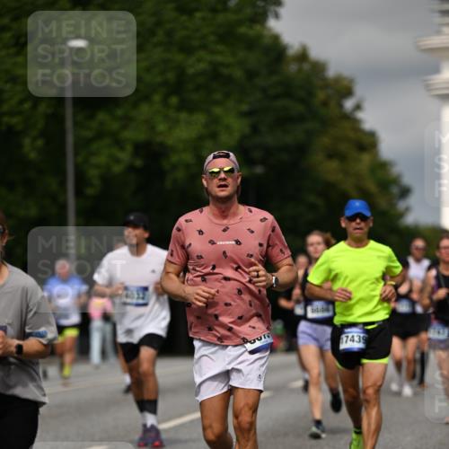 29.06.2025 - hella hamburg halbmarathon Dr. Thomas Lammeyer http://msf.ph/oto/8335564 29.06.2025 10:17:52 Kennedybrücke 1194, 1747, 1939, 2721, 2891, 4001, 4032, 4795, 4962, 5631, 5719, 6089, 7462, 7913, 8001, 8673, 9141, 9612, 9631, 9845, 9886, 10442, 10443 meine-sportfotos.de