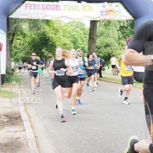 29.06.2025 - hella hamburg halbmarathon MichiJ http://msf.ph/oto/8335581 29.06.2025 10:39:00 Zwischen KM18-KM19 1335, 2955, 4404, 4557, 5102, 8413, 8508, 9214, 10667, 11459, 11625, 12778, 13808, 14122, 14994, 15001, 15496, 16003, 16179, 17978, 18413 meine-sportfotos.de