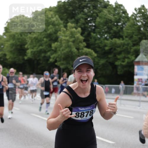 29.06.2025 - hella hamburg halbmarathon Jannik Wohlers http://msf.ph/oto/8335600 29.06.2025 10:40:50 Lombardsbrücke 1317, 1731, 2229, 2805, 3532, 3533, 4412, 4638, 5086, 5225, 5549, 5688, 5689, 5928, 6088, 6250, 6474, 7661, 7821, 7829, 8293, 8385, 8586, 8751, 8769, 8878, 8992, 9962, 10181, 10269, 10407, 10835, 11759, 11851, 13168, 13299, 13373, 13778, 13848, 14037, 14253, 14376, 14776, 15076, 15953, 16260, 16454, 16559, 16802, 16846, 16981, 17370, 17872, 18142, 18494, 18580, 18844, 18888 meine-sportfotos.de