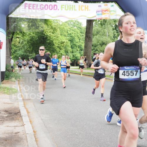 29.06.2025 - hella hamburg halbmarathon MichiJ http://msf.ph/oto/8335652 29.06.2025 10:39:01 Zwischen KM18-KM19 1335, 2287, 2946, 2955, 4557, 5102, 8413, 8508, 9214, 9656, 10667, 11459, 11625, 12224, 12778, 12949, 13808, 14122, 14994, 15001, 15496, 16003, 16179, 17131, 17978, 18413 meine-sportfotos.de