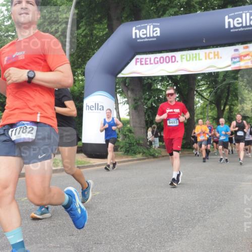 29.06.2025 - hella hamburg halbmarathon KatJ http://msf.ph/oto/8335806 29.06.2025 10:47:48 Zwischen KM18-KM19 1190, 1414, 2322, 2323, 8421, 8483 meine-sportfotos.de