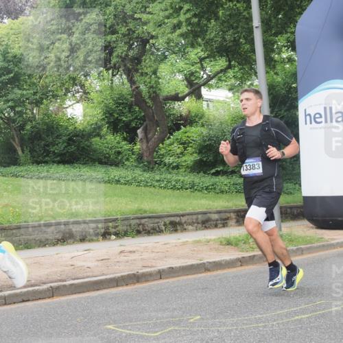 29.06.2025 - hella hamburg halbmarathon KatJ http://msf.ph/oto/8335818 29.06.2025 10:17:57 Zwischen KM18-KM19 5367, 8731 meine-sportfotos.de