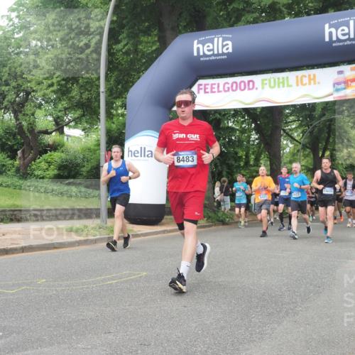 29.06.2025 - hella hamburg halbmarathon KatJ http://msf.ph/oto/8335853 29.06.2025 10:47:49 Zwischen KM18-KM19 1190, 1414, 2322, 2323, 8421, 8422, 8483 meine-sportfotos.de