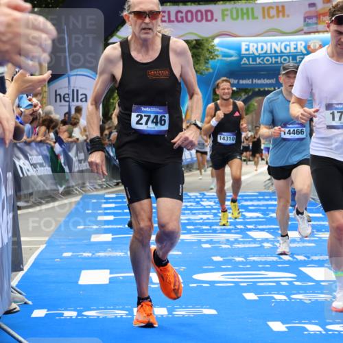 29.06.2025 - hella hamburg halbmarathon Strokosch-Dieckow http://msf.ph/oto/8335870 29.06.2025 10:33:46 Ziel 1743, 2228, 2243, 2746, 4246, 5193, 10865, 13771, 14310, 14466, 16243, 16755 meine-sportfotos.de
