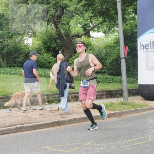29.06.2025 - hella hamburg halbmarathon KatJ http://msf.ph/oto/8335955 29.06.2025 10:18:05 Zwischen KM18-KM19 1953 meine-sportfotos.de