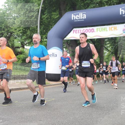 29.06.2025 - hella hamburg halbmarathon KatJ http://msf.ph/oto/8336232 29.06.2025 10:47:51 Zwischen KM18-KM19 1190, 8154, 8421, 8422, 8483 meine-sportfotos.de