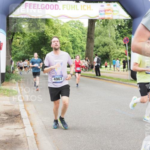29.06.2025 - hella hamburg halbmarathon MichiJ http://msf.ph/oto/8336347 29.06.2025 10:39:11 Zwischen KM18-KM19 2397, 2636, 2818, 4967, 6286, 8977, 14561, 15126, 15829, 17530, 17815, 18869 meine-sportfotos.de