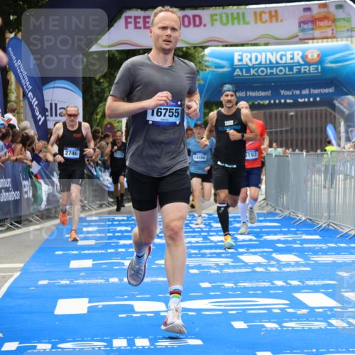 29.06.2025 - hella hamburg halbmarathon Strokosch-Dieckow http://msf.ph/oto/8336541 29.06.2025 10:33:42 Ziel 1053, 1396, 1743, 2228, 2243, 2746, 2836, 4246, 5193, 12595, 13771, 14310, 14466, 14975, 16243, 16755, 17191 meine-sportfotos.de