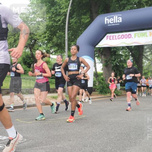 29.06.2025 - hella hamburg halbmarathon KatJ http://msf.ph/oto/8336912 29.06.2025 10:47:55 Zwischen KM18-KM19 3740, 5602, 5603, 5708, 6580, 7006, 7757, 8154, 8421, 8422 meine-sportfotos.de