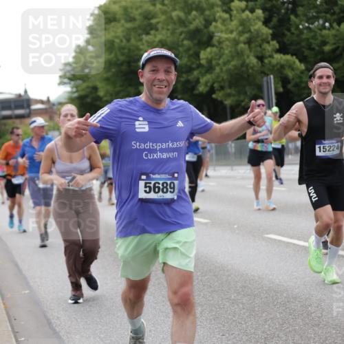 29.06.2025 - hella hamburg halbmarathon Jannik Wohlers http://msf.ph/oto/8336968 29.06.2025 10:40:57 Lombardsbrücke 1536, 1542, 1731, 2229, 2258, 2805, 3344, 3532, 3533, 3623, 4412, 4415, 4610, 5688, 5689, 5928, 5942, 6088, 6250, 6793, 6894, 7022, 7023, 7821, 8293, 8385, 8586, 8751, 8878, 8992, 10181, 10348, 10483, 11166, 11209, 11437, 11438, 11851, 12481, 13018, 13168, 13299, 13373, 13877, 14037, 14253, 14376, 15076, 15224, 16260, 16550, 16559, 16846, 17370, 18814, 18888, 18900 meine-sportfotos.de