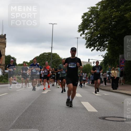 29.06.2025 - hella hamburg halbmarathon Yannick Fuchs http://msf.ph/oto/8336983 29.06.2025 10:51:58 20KM 1595, 1611, 2025, 2488, 2656, 2759, 2840, 2883, 2907, 3093, 3859, 4319, 4426, 4467, 4502, 4632, 4708, 4833, 5277, 5341, 5926, 6104, 6138, 6147, 6531, 6595, 7082, 7138, 7189, 8322, 8585, 9316, 9485, 10599, 10788, 11645, 12585, 13465, 13816, 13880, 14266, 14571, 15217, 15434, 16517, 16531, 17405, 17415, 17543, 17827, 18068, 18180, 18492, 18501, 18587, 18762, 18891 meine-sportfotos.de