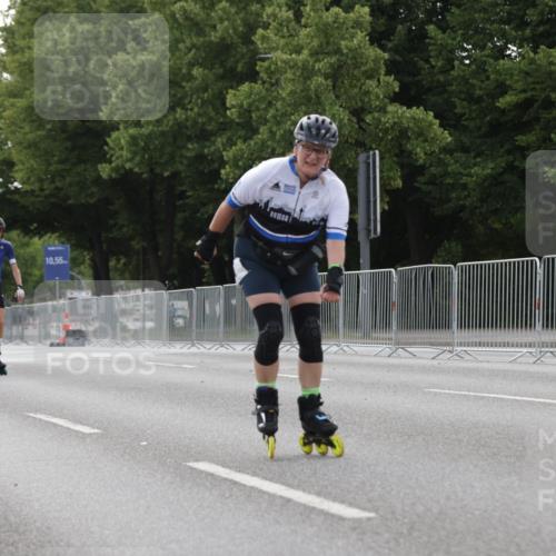 29.06.2025 - hella hamburg halbmarathon Jannik Wohlers http://msf.ph/oto/8337042 29.06.2025 09:01:55 Lombardsbrücke  meine-sportfotos.de