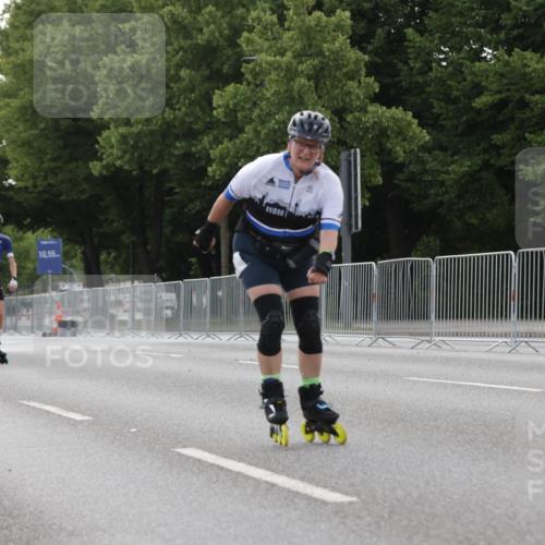 29.06.2025 - hella hamburg halbmarathon Jannik Wohlers http://msf.ph/oto/8337087 29.06.2025 09:01:55 Lombardsbrücke  meine-sportfotos.de