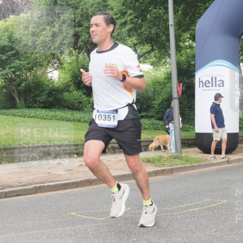 29.06.2025 - hella hamburg halbmarathon KatJ http://msf.ph/oto/8337177 29.06.2025 10:18:22 Zwischen KM18-KM19  meine-sportfotos.de